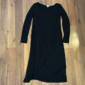 Black Francesca’s Side-Slit Dress - Small